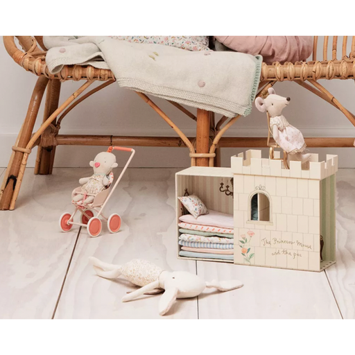 Poussette miniature - Powder par Maileg - Maisons de poupées et accessoires | Jourès