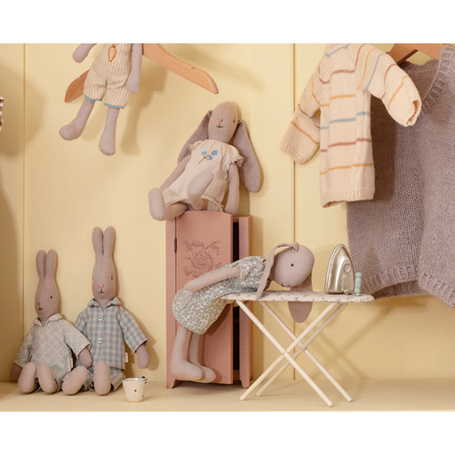 Fer et planche à repasser miniatures par Maileg - Maisons de poupées et accessoires | Jourès