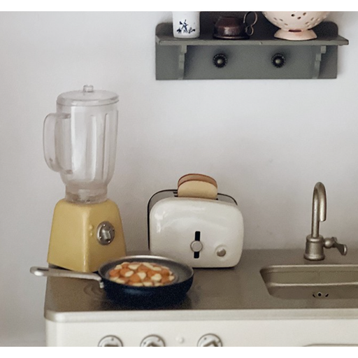 Grille-pain miniature - Menthe par Maileg - Maisons de poupées et accessoires | Jourès