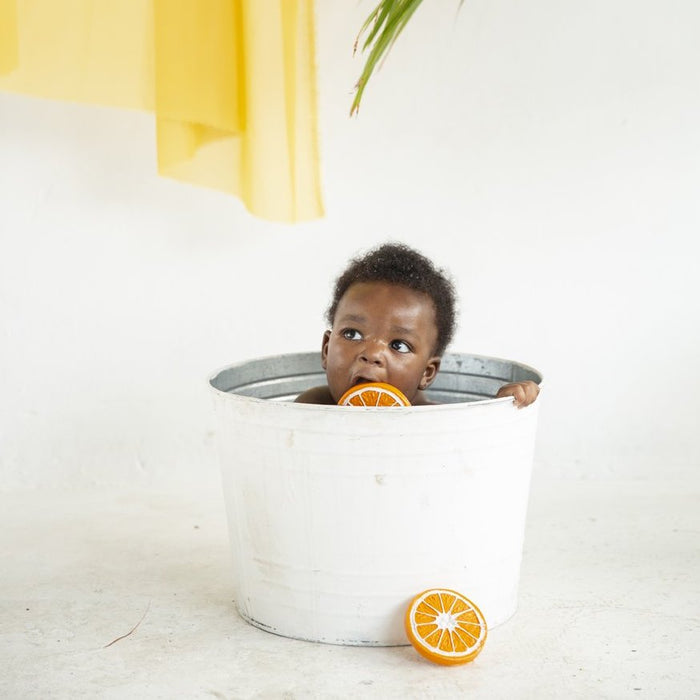 Jouet de dentition - Clementino l'orange par Oli&Carol - Jeux de bain | Jourès